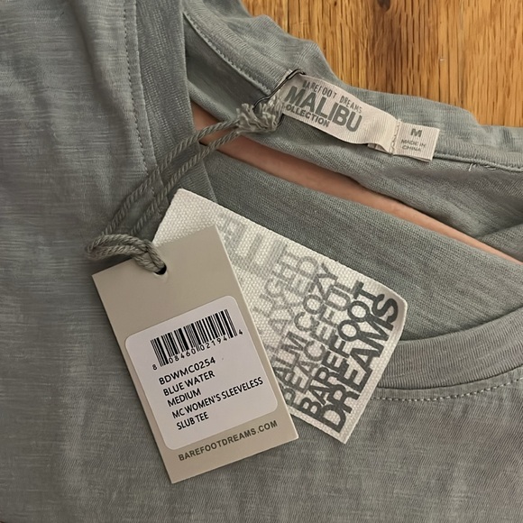 Sz M Barefoot Dreams Malibu Collection Pima Cotton slub Tank  P2P 18” - Picture 3 of 7